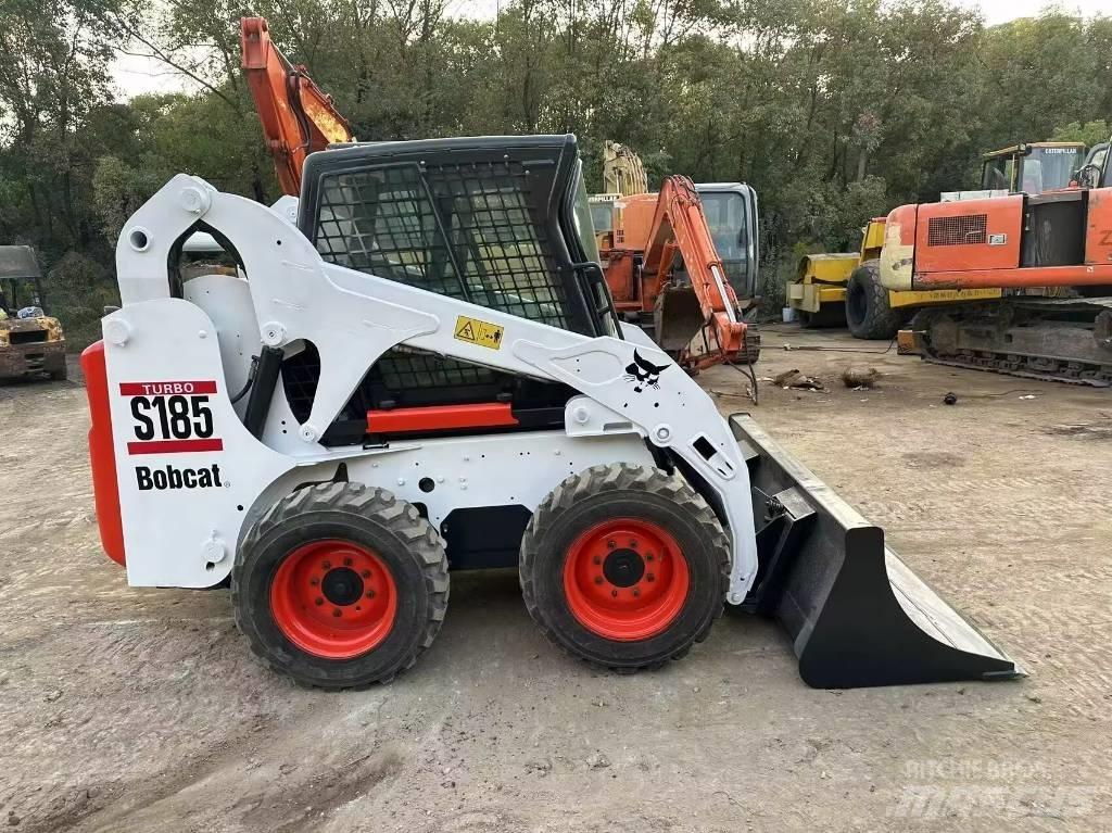 Bobcat S 185 لوادر انزلاقية التوجيه