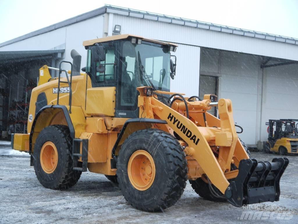 Hyundai HL 955 لوادر بعجل