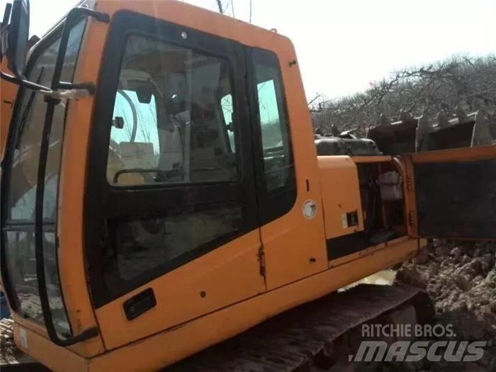 Hyundai R220LC-7 حفارات زحافة