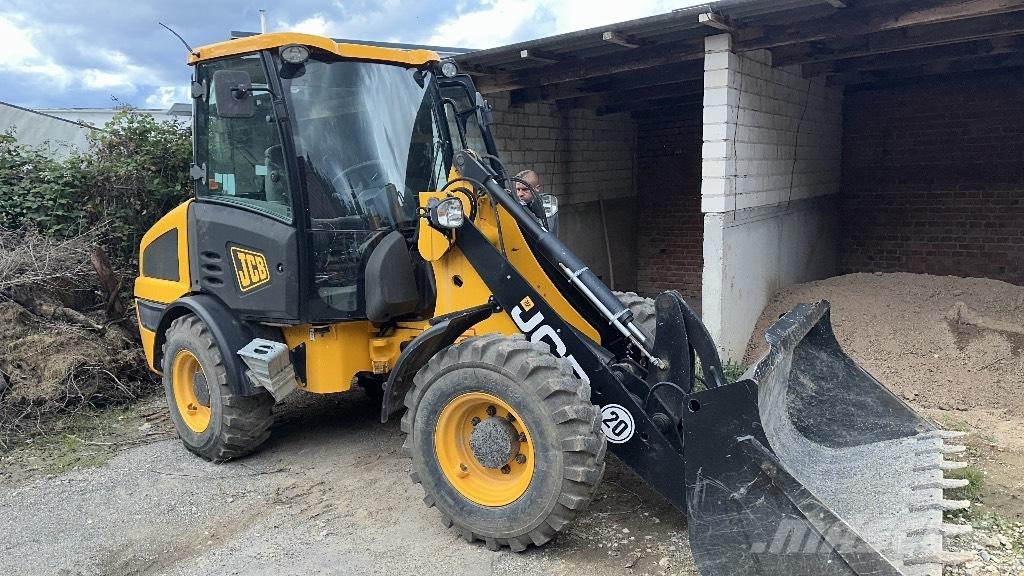 JCB 406 لوادر بعجل