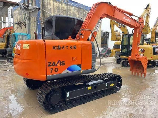 Hitachi Zaxis 70 حفارات زحافة