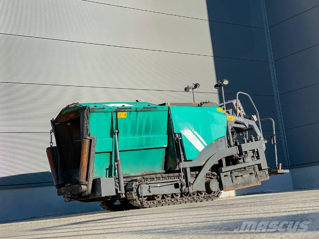 Vögele SUPER 800 معدات السفلتة