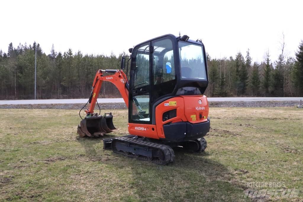 Kubota KX019-4 حفارات صغيرة أقل من 7 طن (حفارات صغيرة)