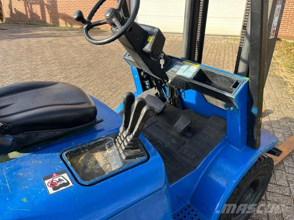 Hyster H 2.50 XM شاحنات الديزل
