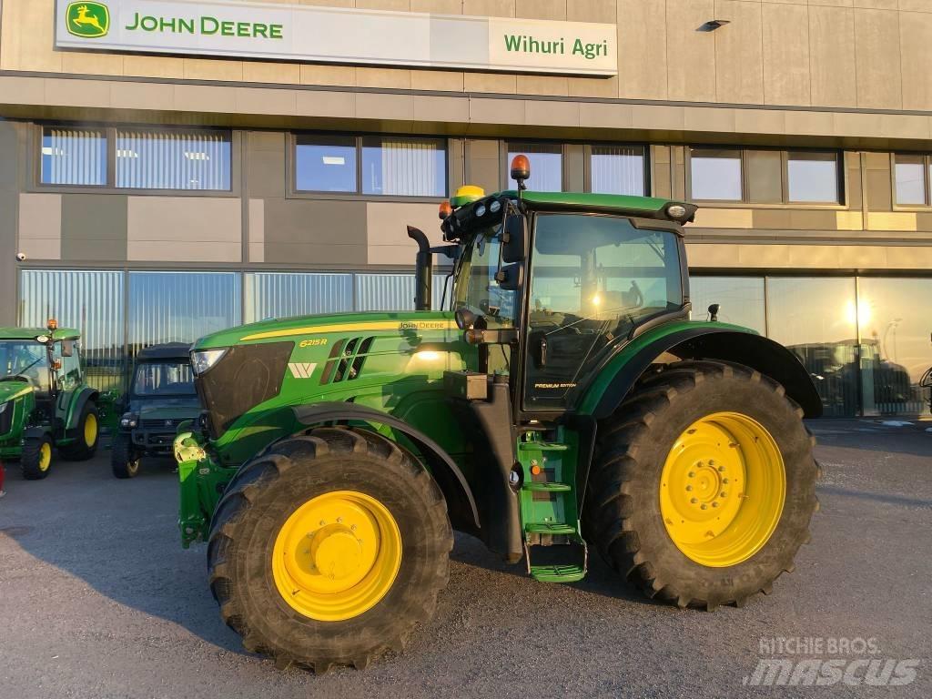 John Deere 6215 R الجرارات