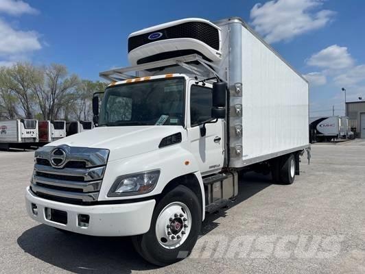 Hino L6 شاحنات بمقصورة وهيكل