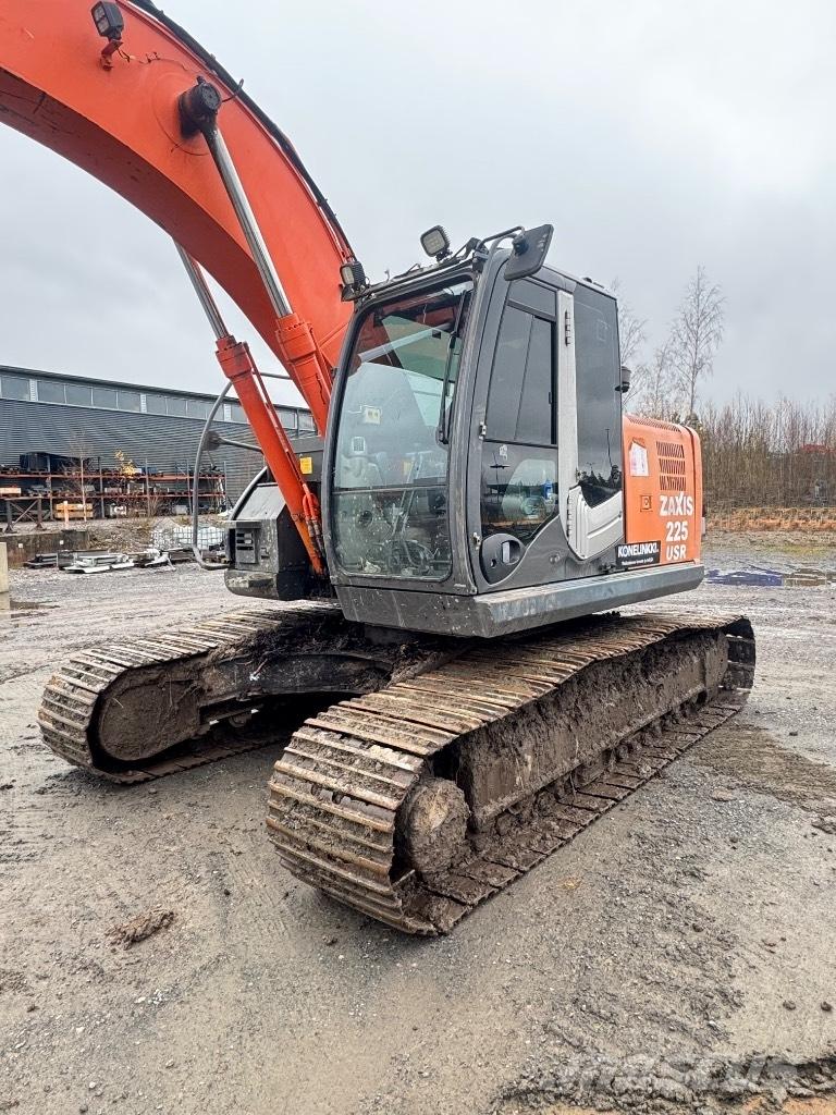 Hitachi ZX 225 USR-3 حفارات زحافة