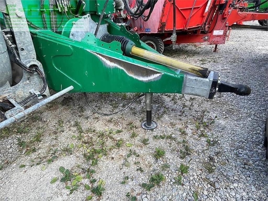 Samson tg18.4 معدات توزيع السماد العضوي