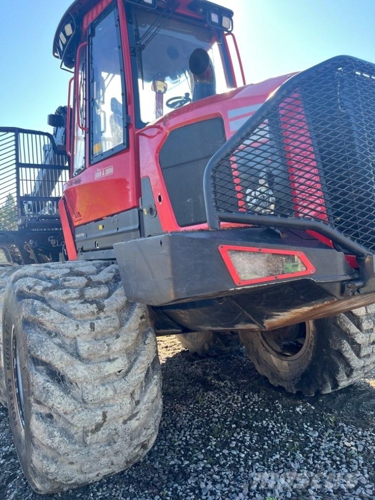Komatsu 895 شاحنات