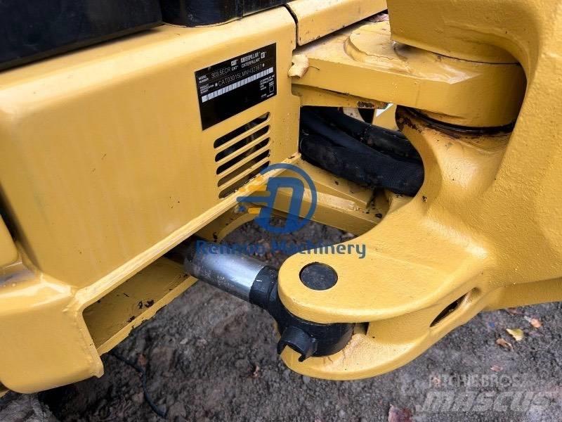 CAT 303.5 E حفارات صغيرة أقل من 7 طن (حفارات صغيرة)