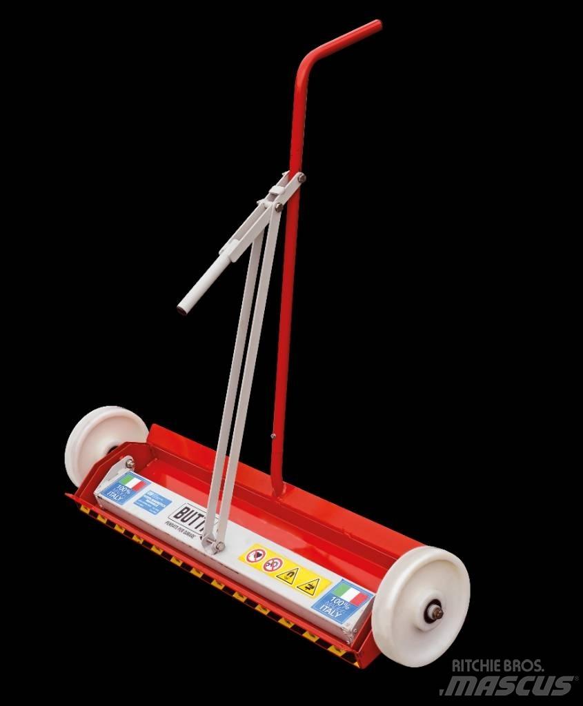 Butti Magnetic Broom معدات مخلفات