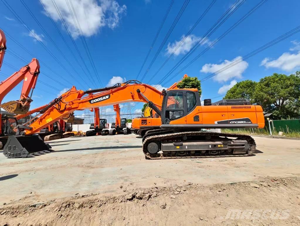 Doosan DX 380 LC حفارات زحافة