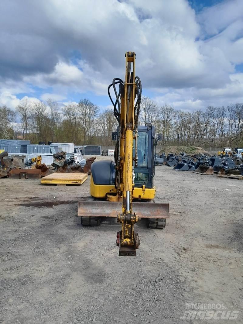 Komatsu PC55MR-3 حفارات صغيرة أقل من 7 طن (حفارات صغيرة)