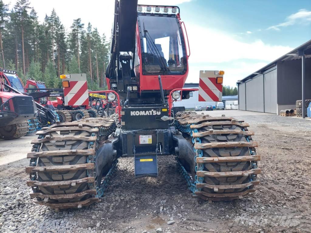 Komatsu 901 XC حصادات