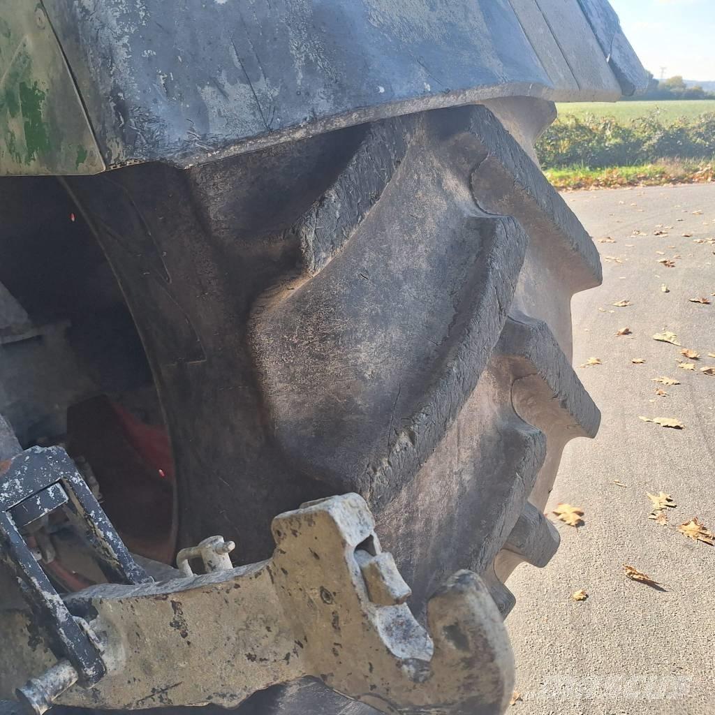 Fendt 818 Vario TMS الجرارات