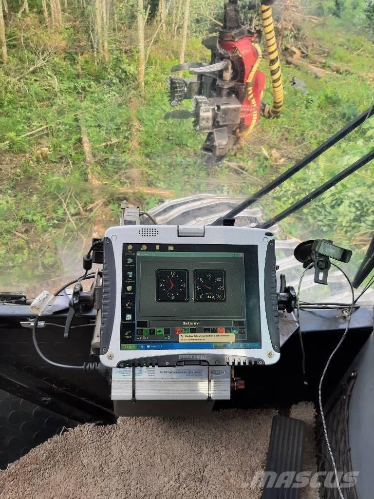 Valmet 921 classik حصادات