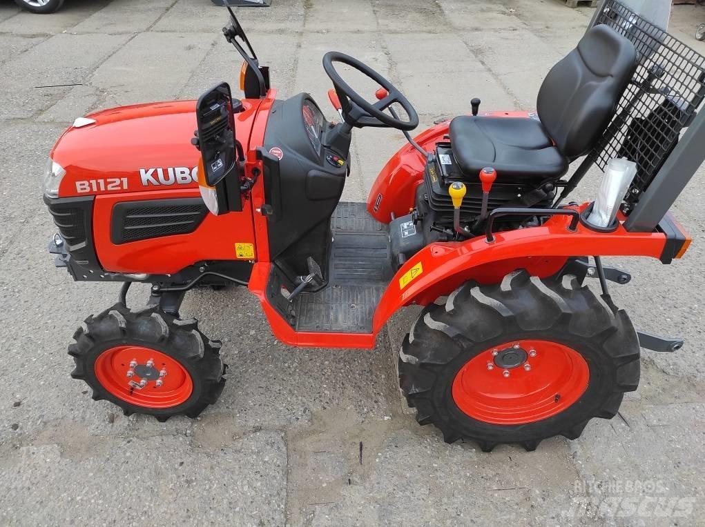 Kubota B1121 جرارات مدمجة