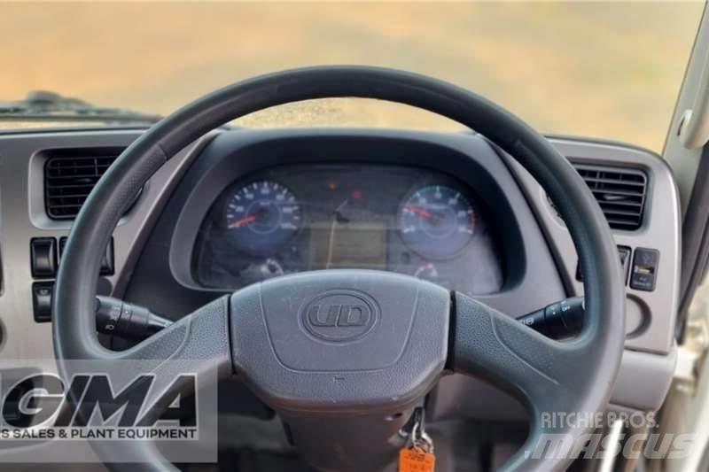 UD Croner PKE280 شاحنات أخرى