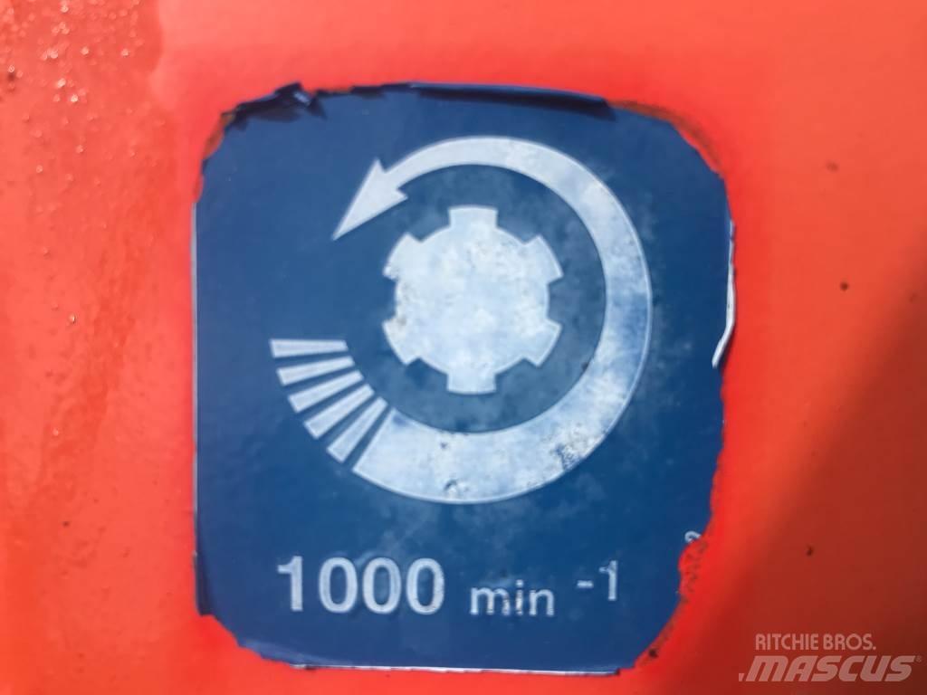 Kuhn GMD 902 جزازات