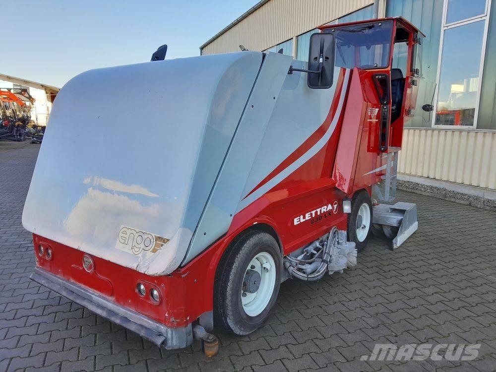 Zamboni Engo 230 LX ماكينات أخرى لتجهيز الأراضي