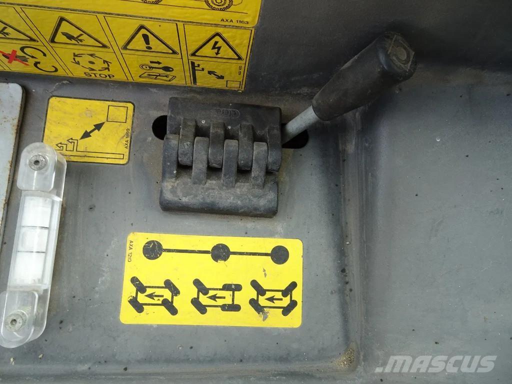 Dieci 70.10 مناولات متداخلة