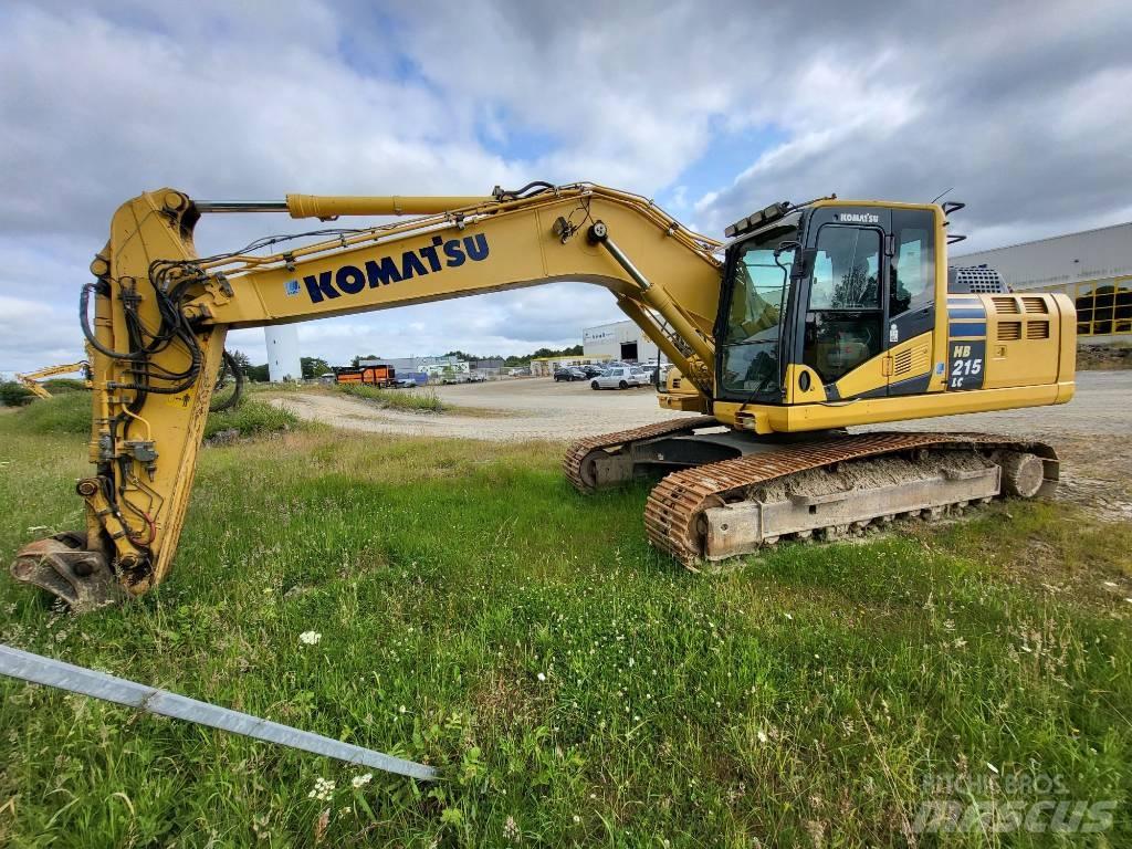 Komatsu HB215LC-2 حفارات زحافة