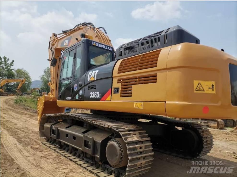CAT 336 D 2 حفارات زحافة