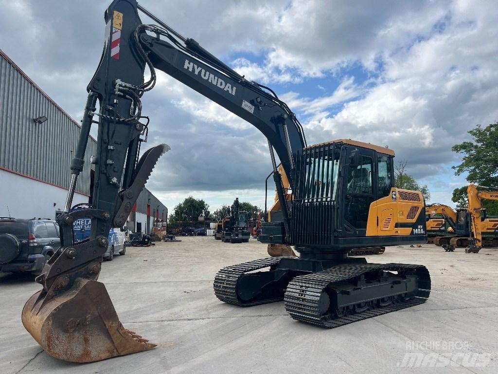 Hyundai HX 140 AL حفارات زحافة