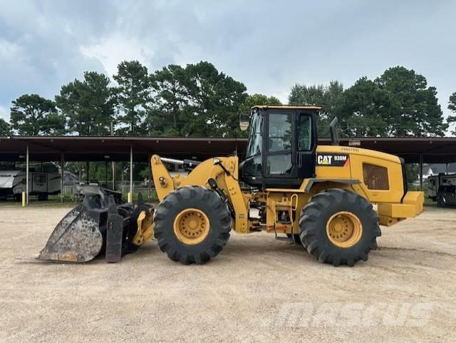 CAT 938M لوادر بعجل