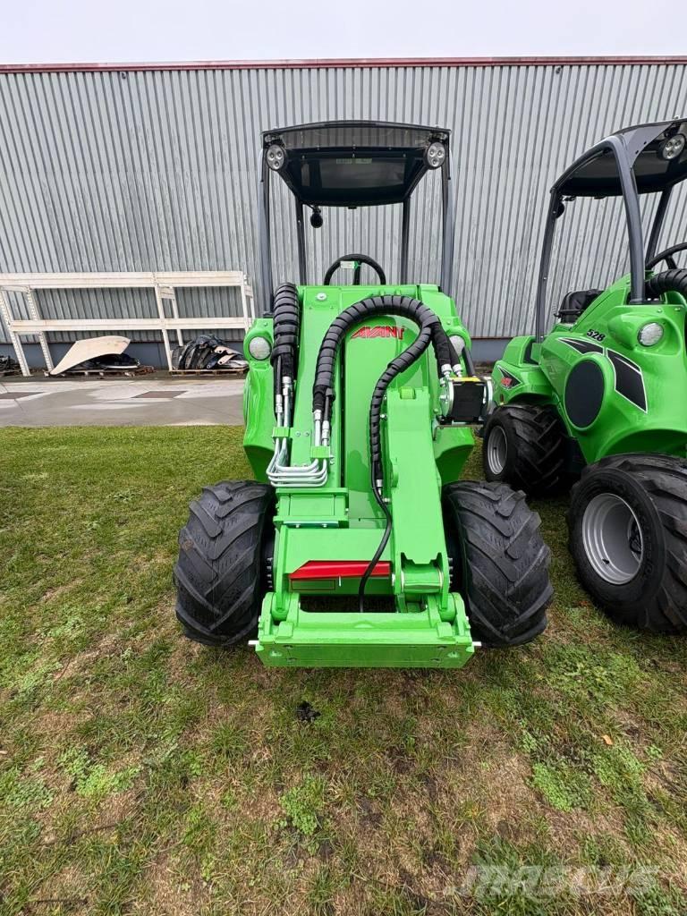 Avant 528 لوادر صغيرة