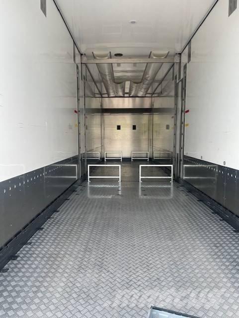 VAK V 4-40 مقطورات بدرجة حرارة قابلة للضبط