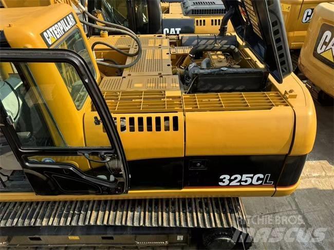 CAT 325 CL حفارات زحافة