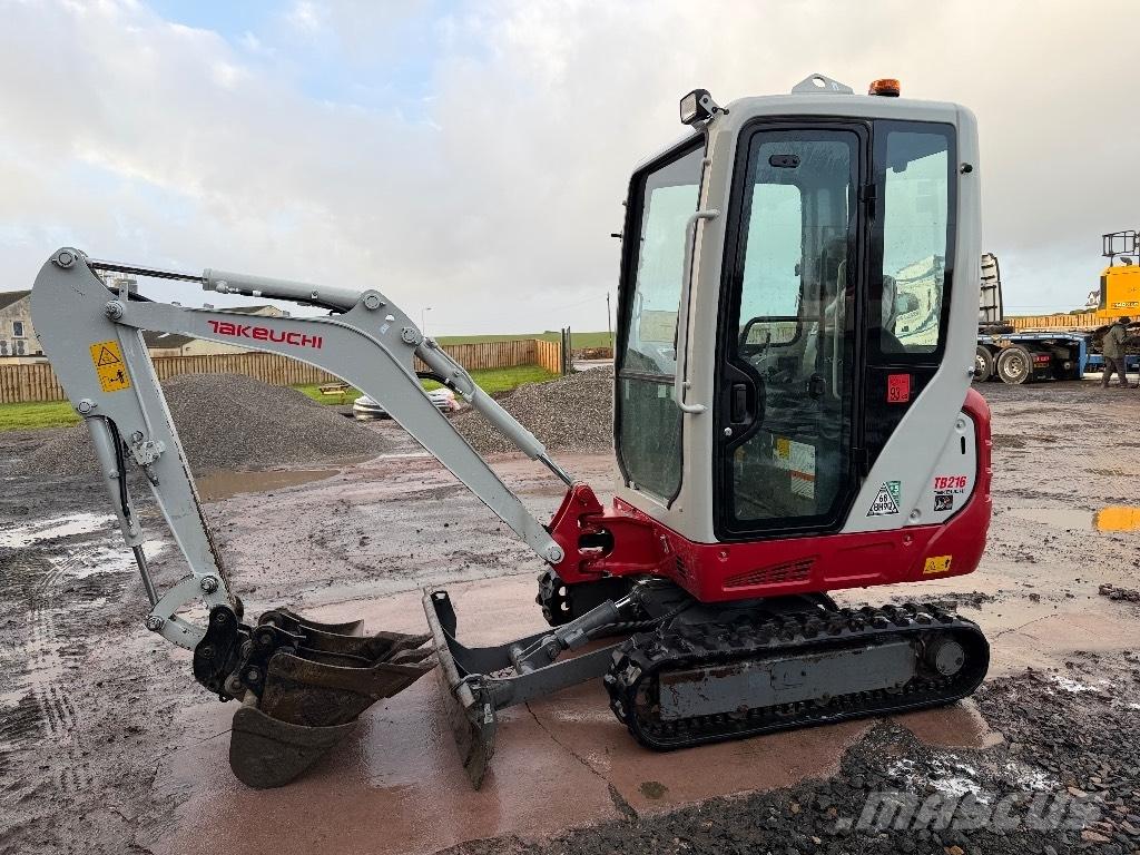 Takeuchi TB 216 حفارات صغيرة أقل من 7 طن (حفارات صغيرة)