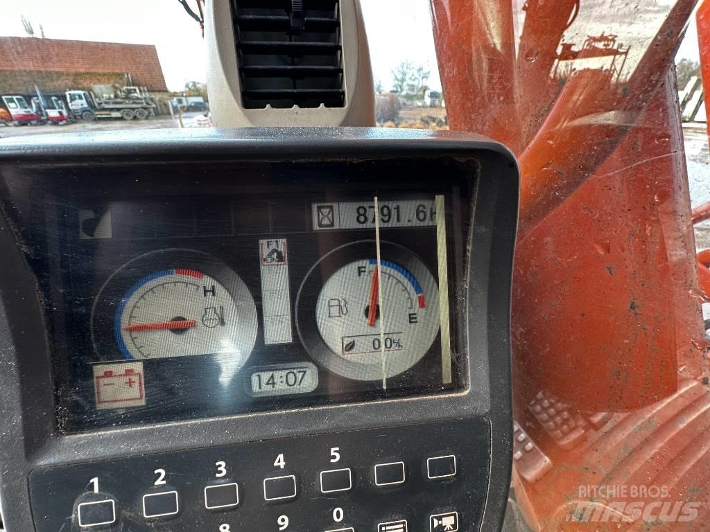 Hitachi ZX 280 LC N حفارات زحافة