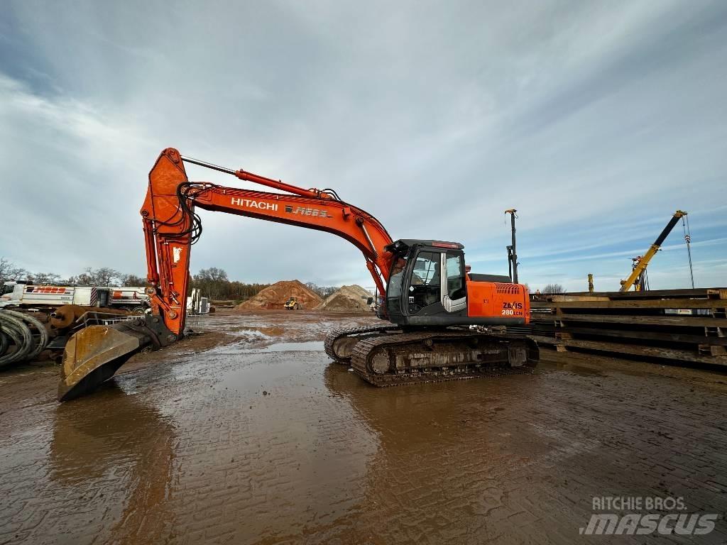 Hitachi ZX 280 LC N حفارات زحافة