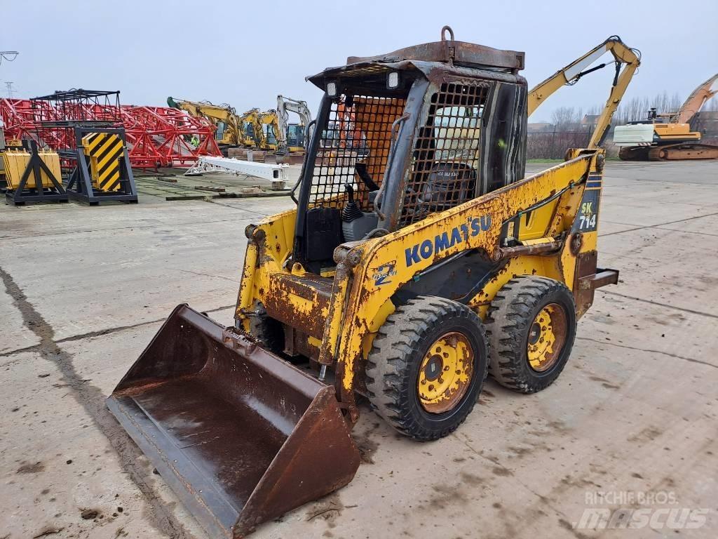 Komatsu SK714-5 لوادر انزلاقية التوجيه