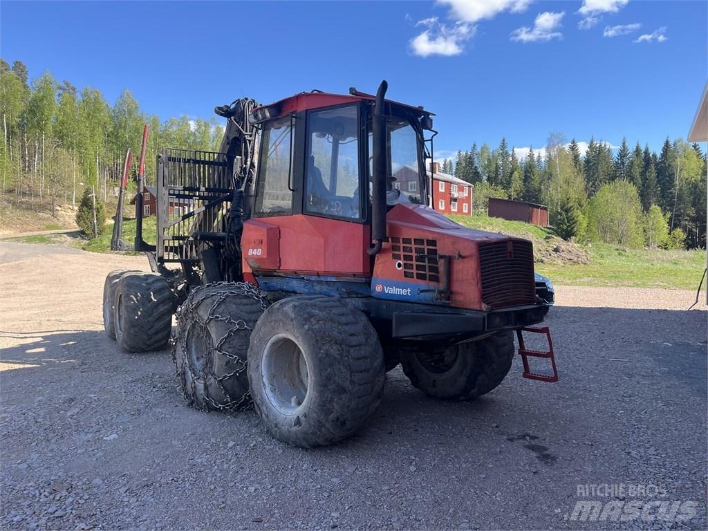 Valmet 840.1 شاحنات