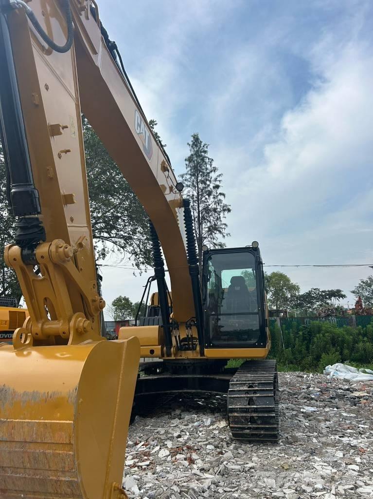 CAT 320 GC حفارات زحافة