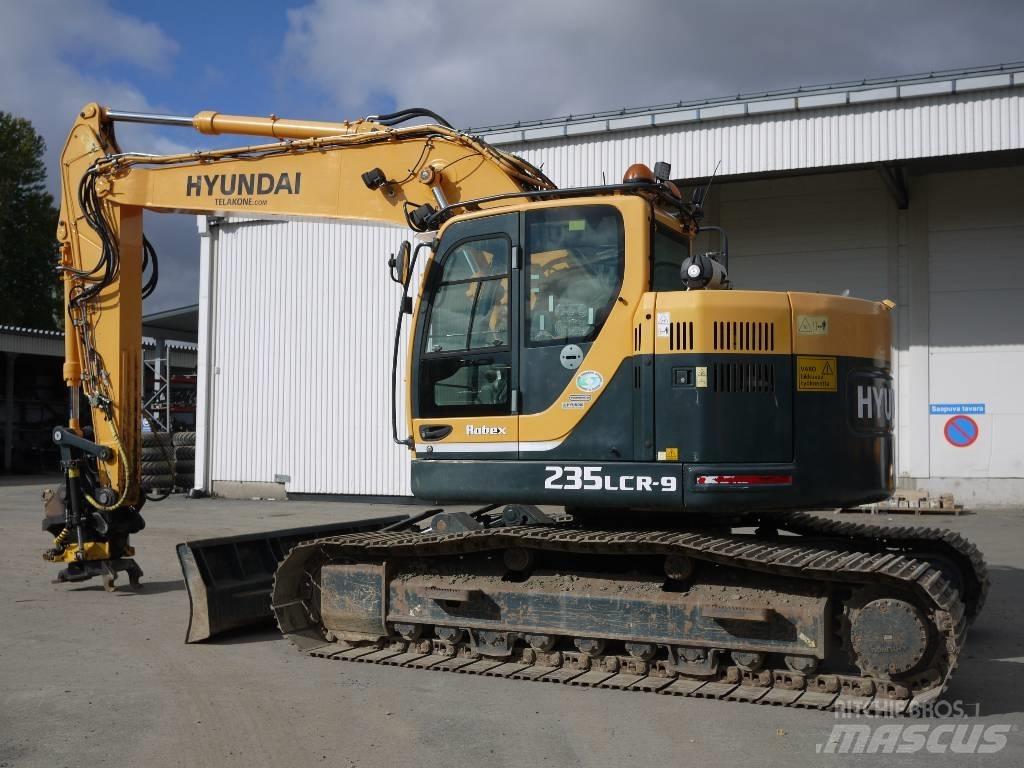 Hyundai R 235 LCRD-9 حفارات زحافة