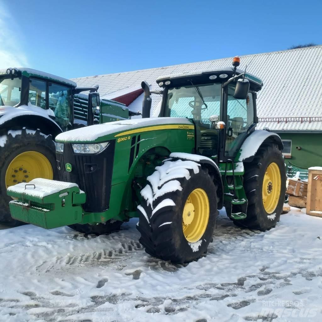 John Deere 8360 R الجرارات