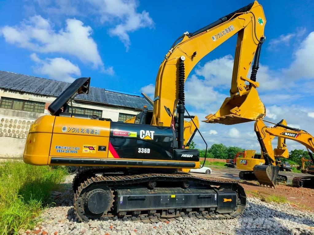 CAT 336 D حفارات زحافة