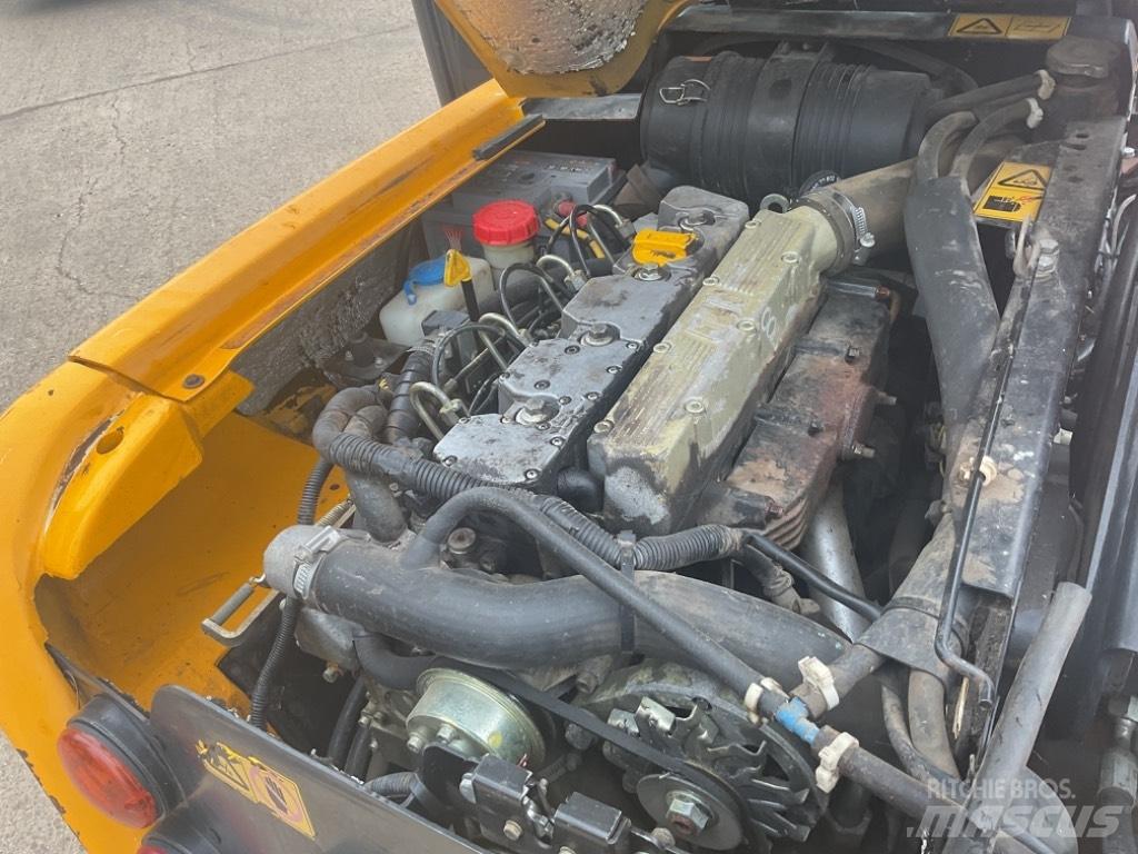 JCB 515-40 مناولات متداخلة