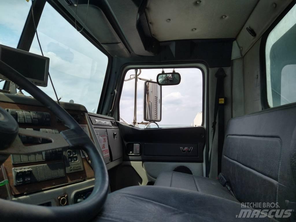 Western Star 4700 شاحنات المخلفات