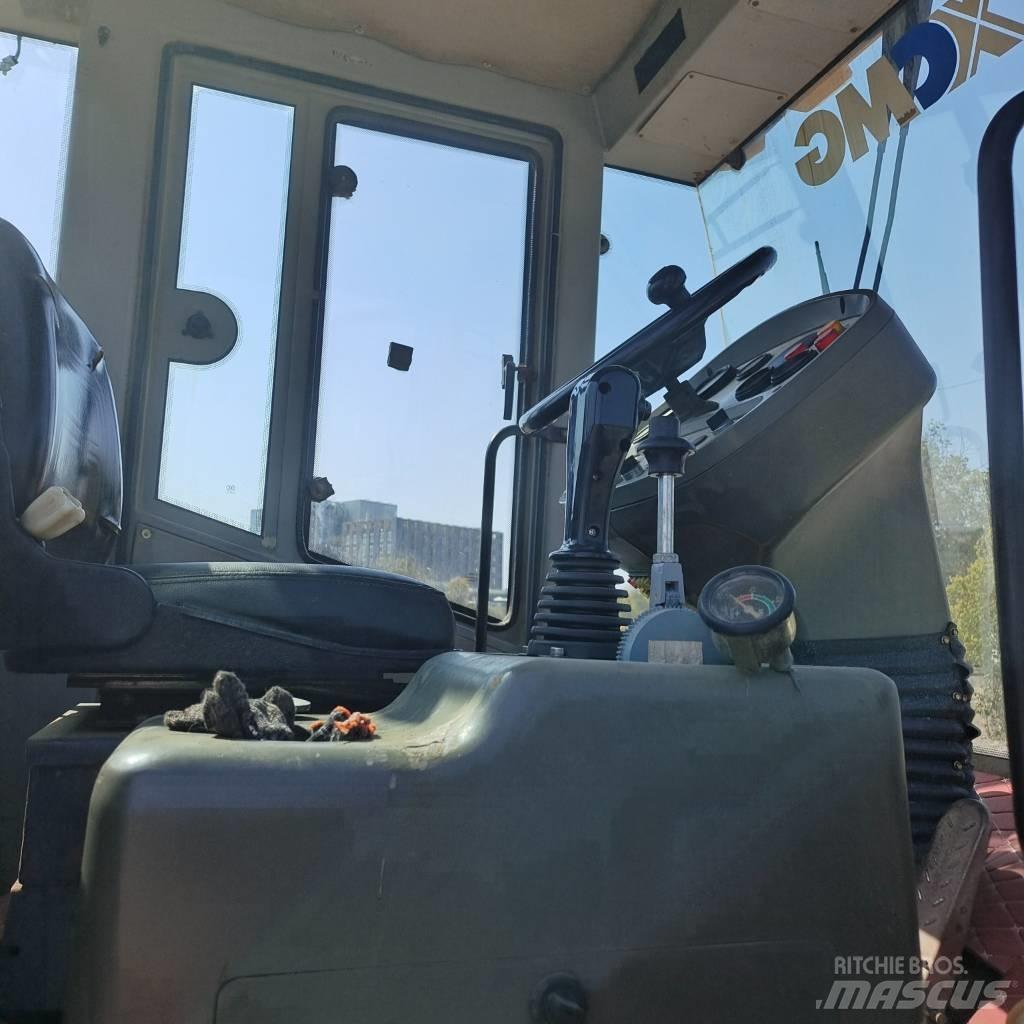 XCMG XS203J مداحل أحادية الأسطوانة