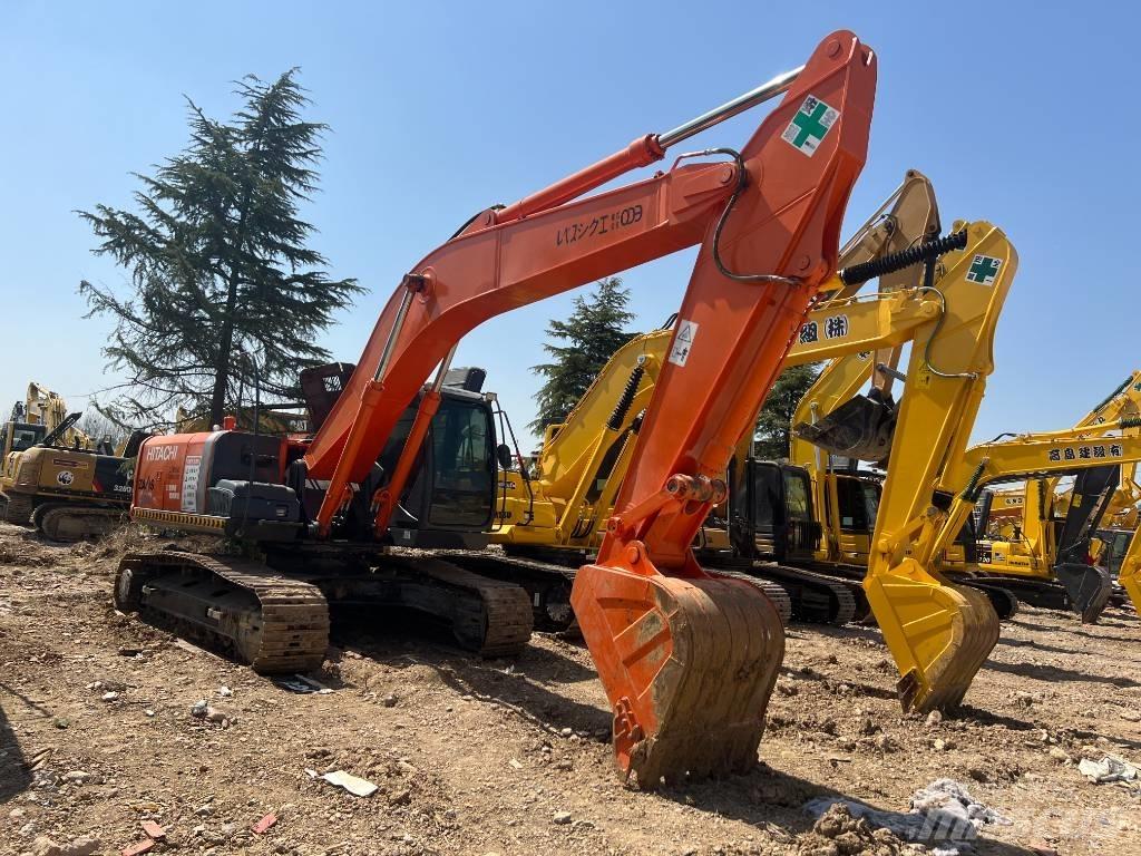 Hitachi ZX 240-3 حفارات زحافة