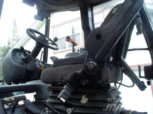 New Holland TV 140 الجرارات