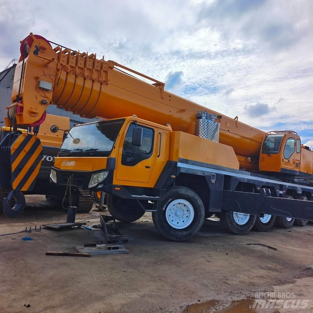 XCMG XCA 200 رافعات برجية