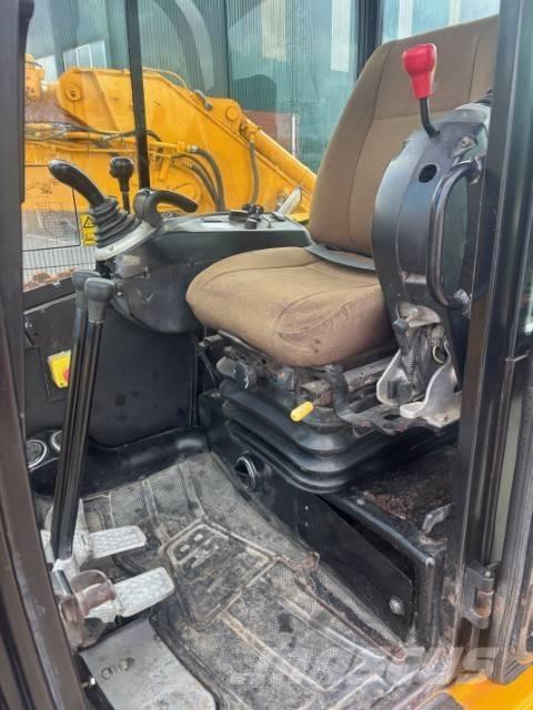 JCB 8050 حفارات صغيرة أقل من 7 طن (حفارات صغيرة)