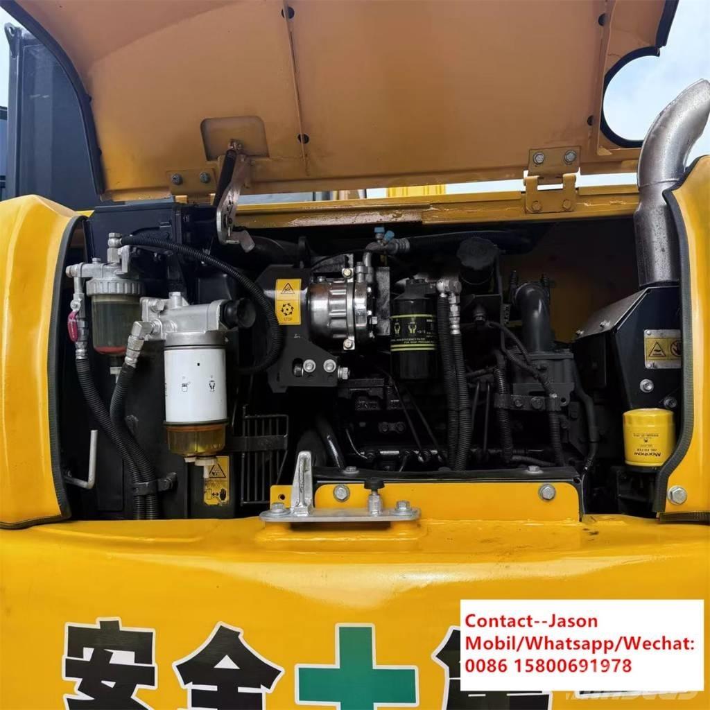 Komatsu PC 70-8 حفارات زحافة