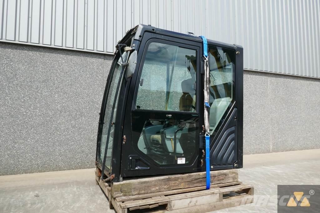 CAT 352F Cab كابينة والداخلية